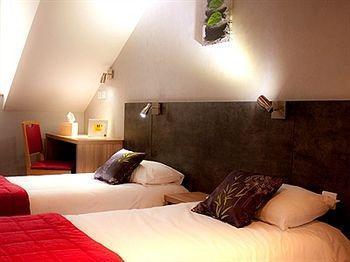 Hostellerie Du Cantal Murat  Exterior photo